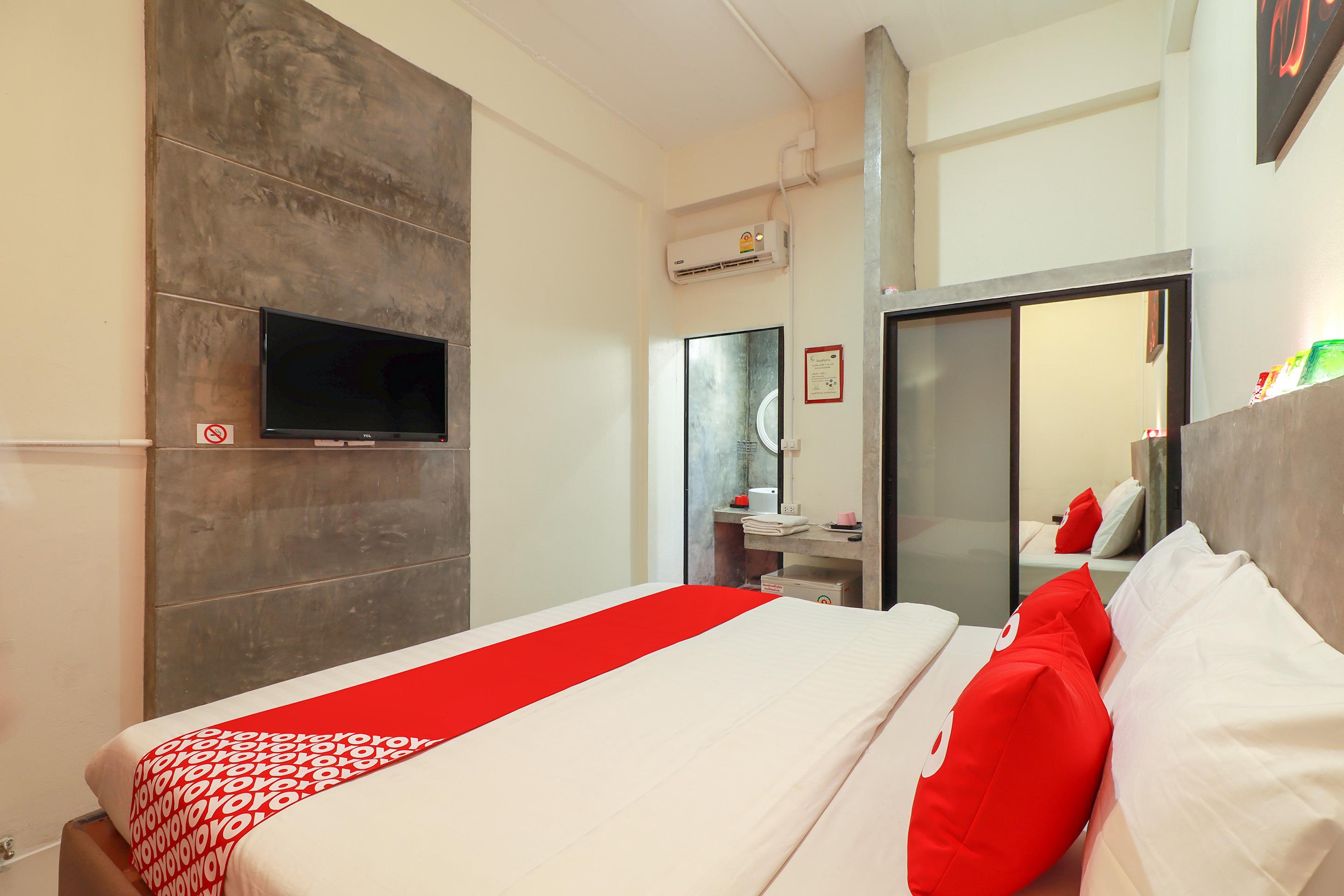 7 Days Hotel Chiang Mai Dış mekan fotoğraf