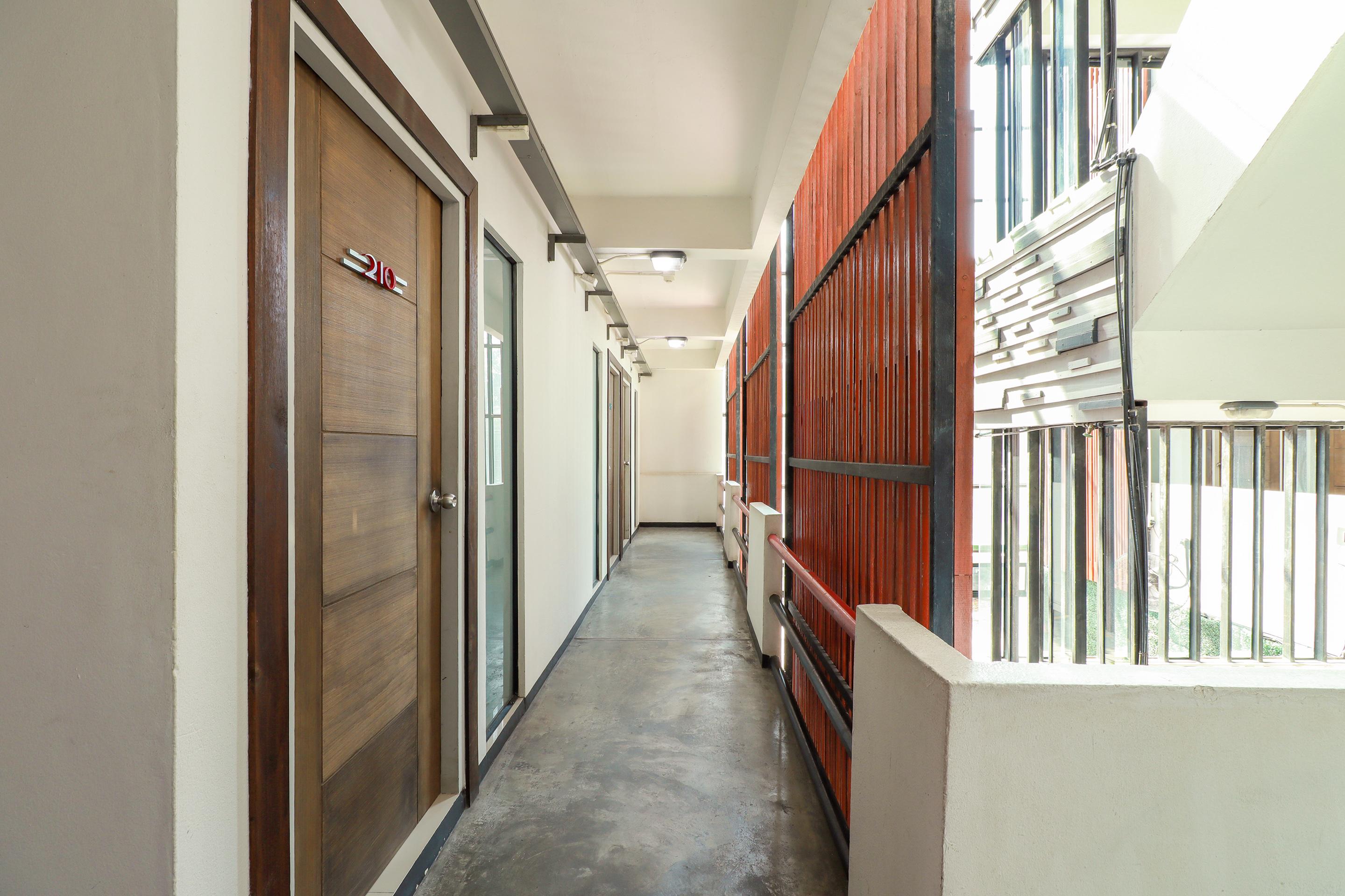 7 Days Hotel Chiang Mai Dış mekan fotoğraf