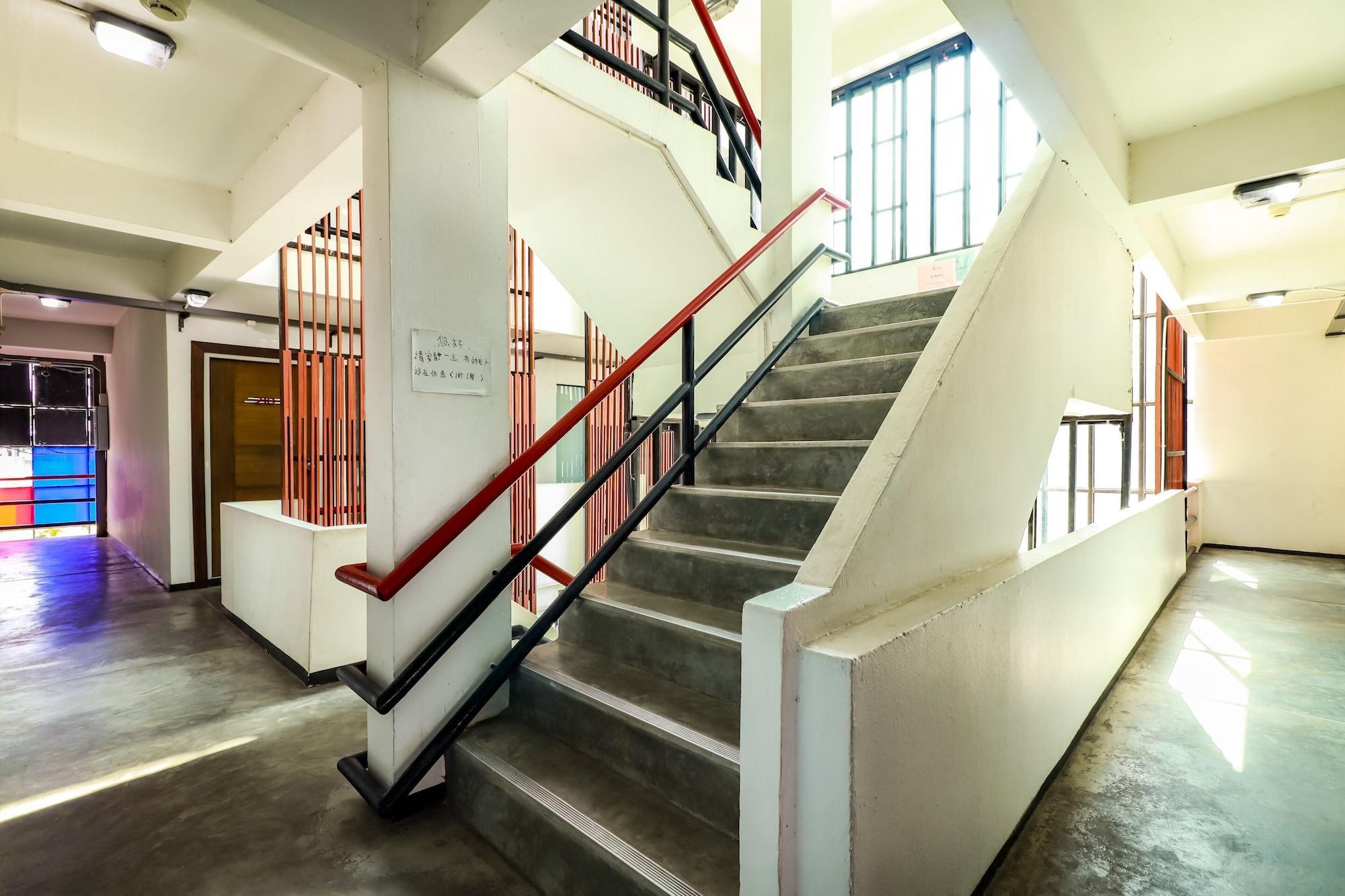 7 Days Hotel Chiang Mai Dış mekan fotoğraf