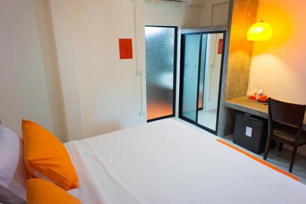 7 Days Hotel Chiang Mai Dış mekan fotoğraf